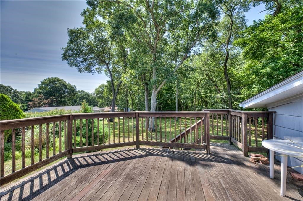 16 Superior St Property Photo 29