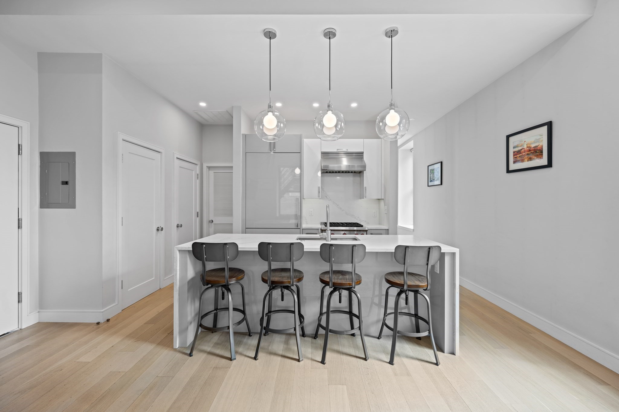 355 Congress Street # 404 Property Photo 2