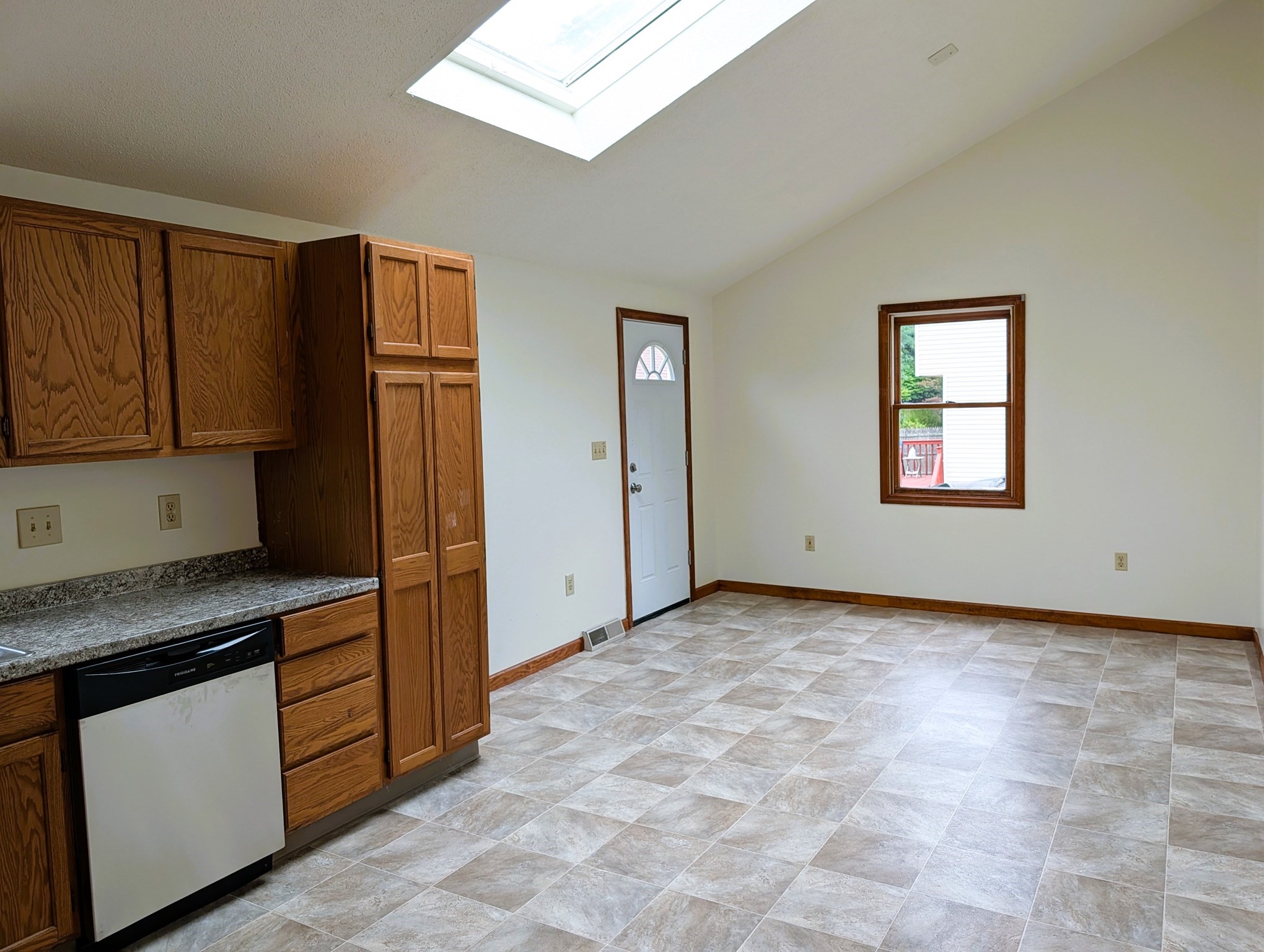 22 Pine Needle Ln Property Photo 7