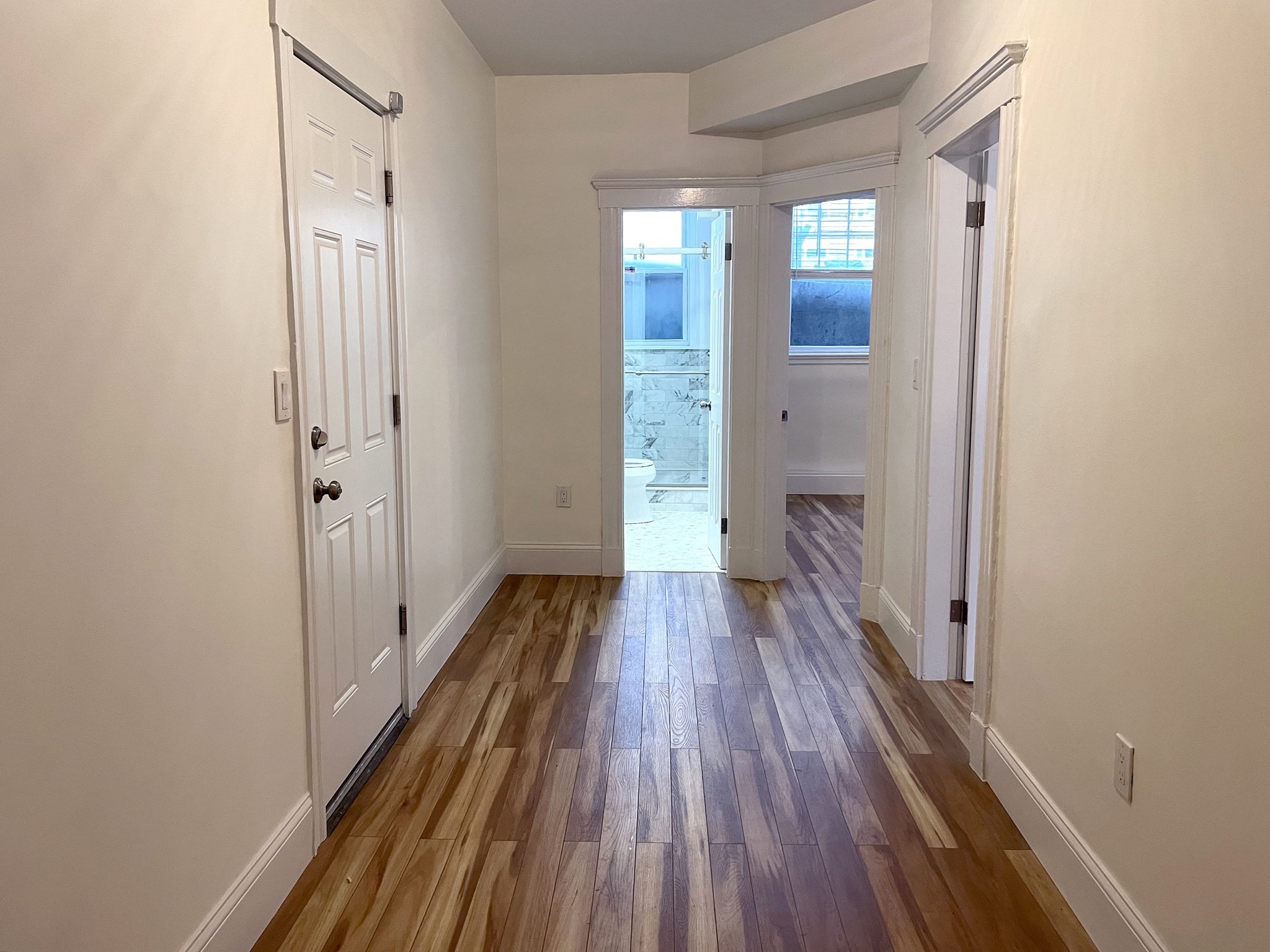 15 Thatcher St # B1 Property Photo 9