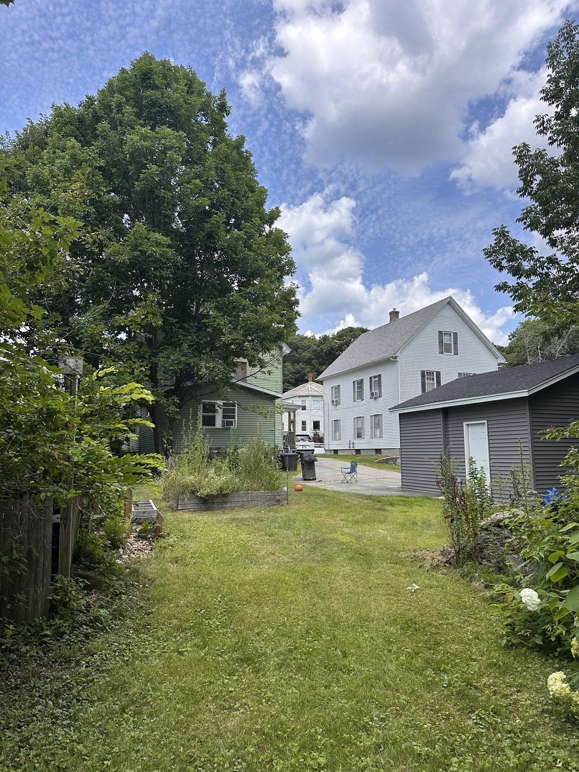 100 Conant St Property Photo 2
