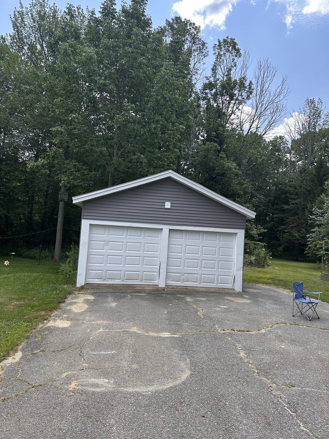 100 Conant St Property Photo 7