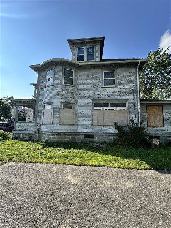 49 Maynard St Property Photo 6