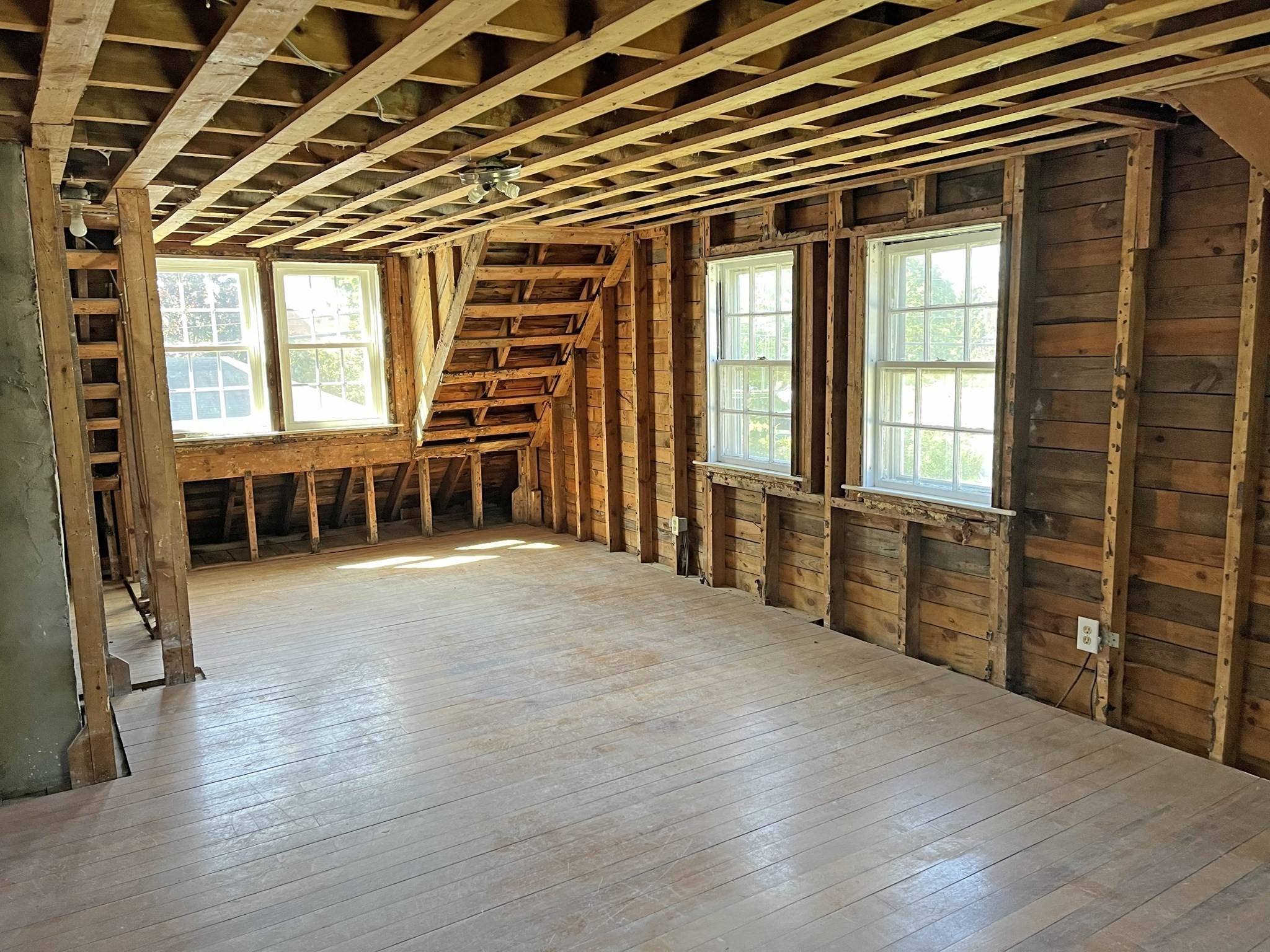 23 Hammond St Property Photo 12