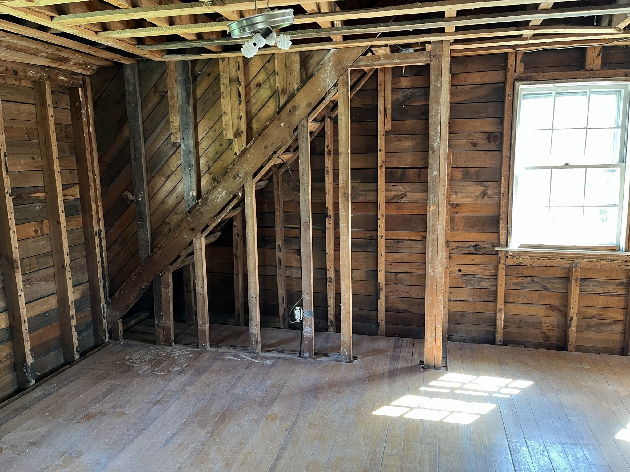 23 Hammond St Property Photo 14