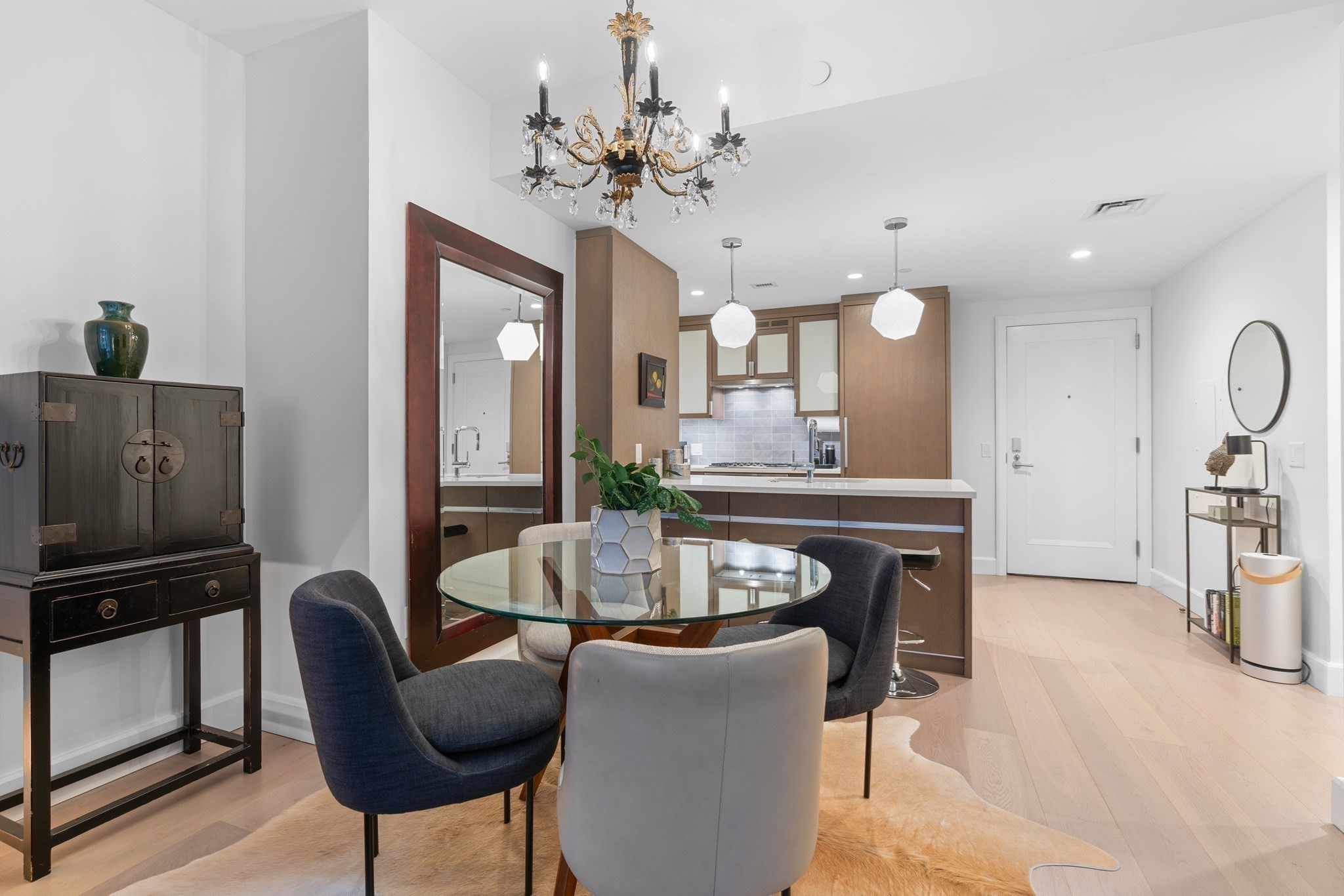 100 Lovejoy Wharf Property Photo 2