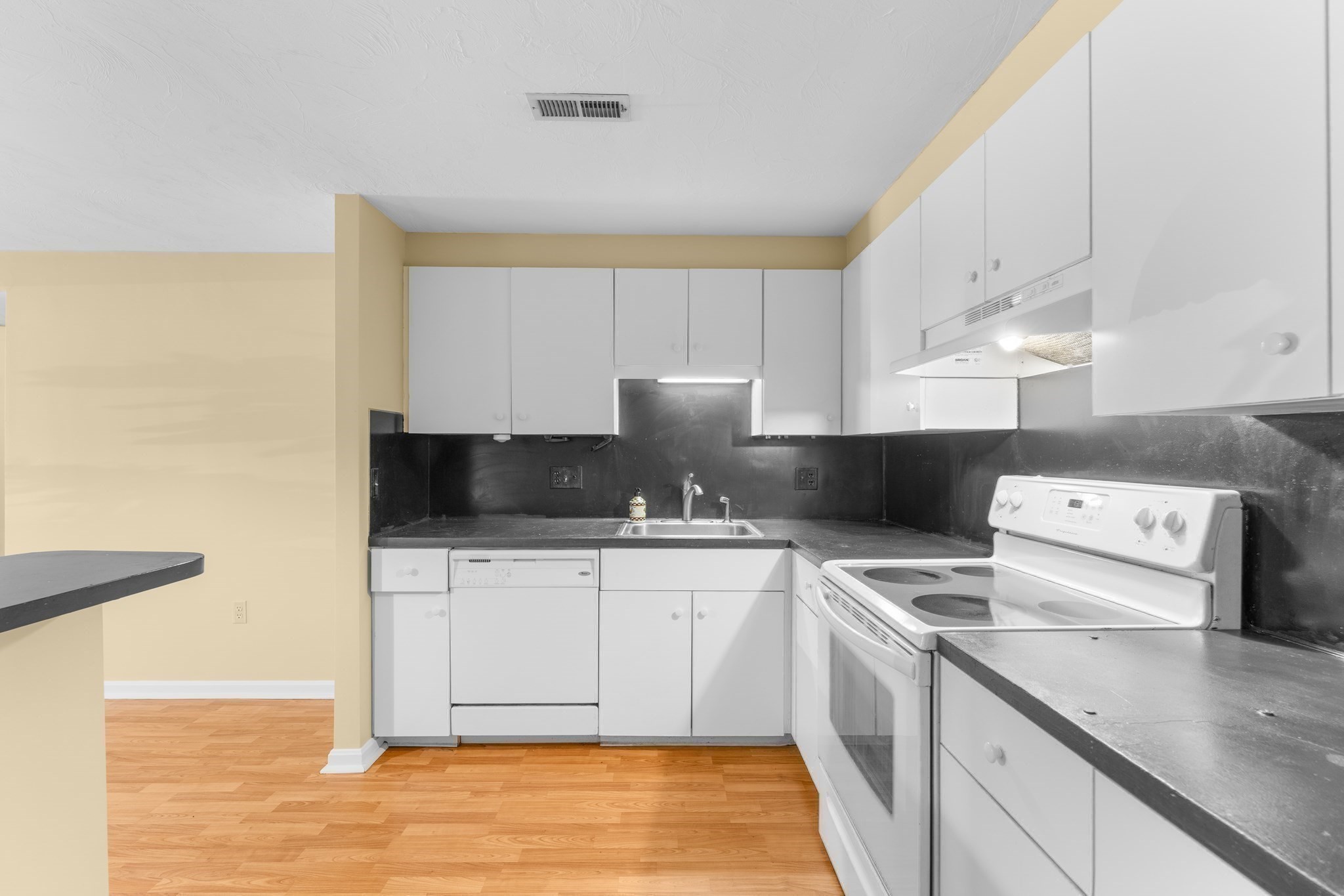 356 Neponset St # D Property Photo 11