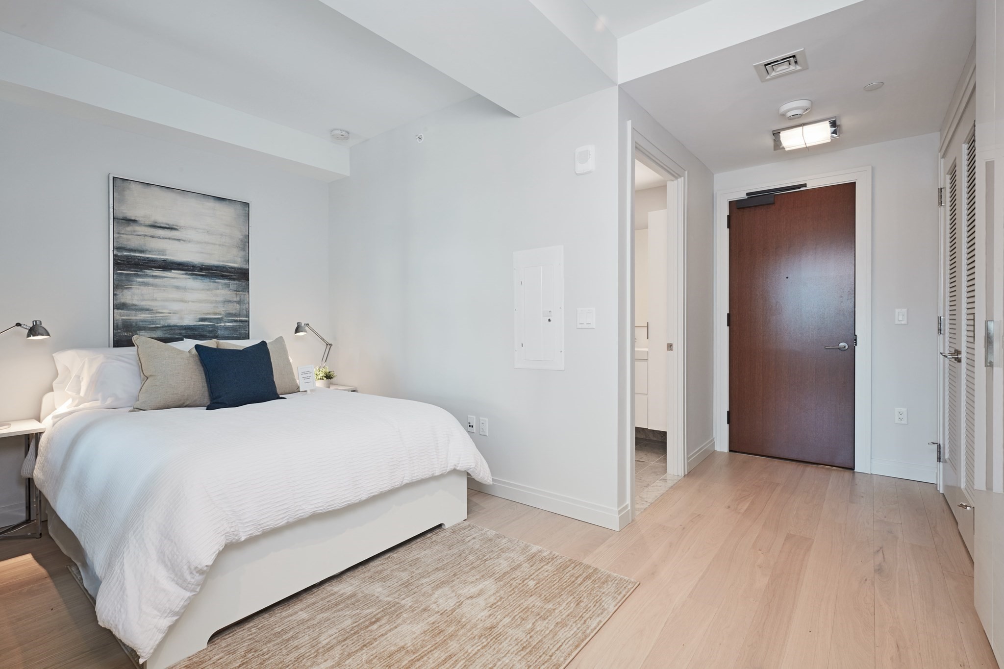 135 Seaport Blvd # U18 Property Photo 8