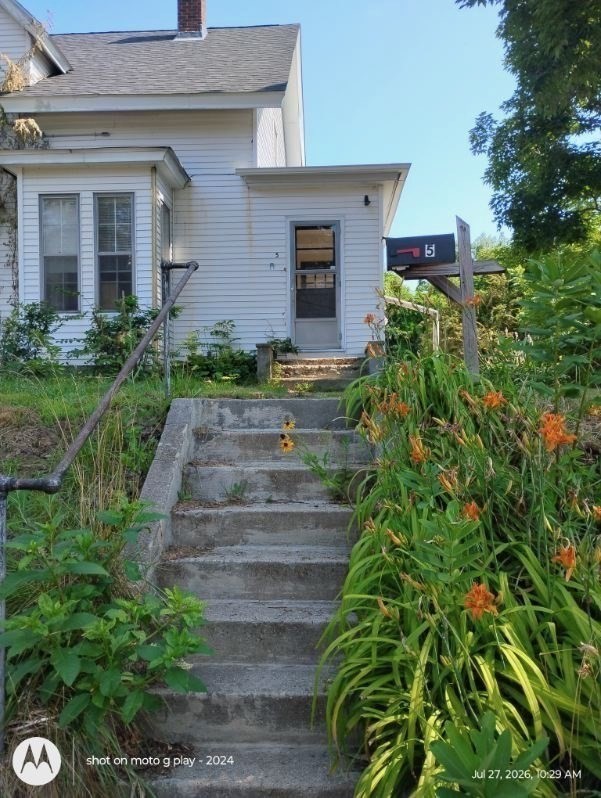 7 Pleasant Street Property Photo 5