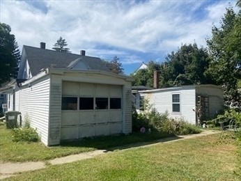 7 Pleasant Street Property Photo 7