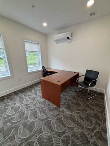 190 Washington Street Property Photo 4