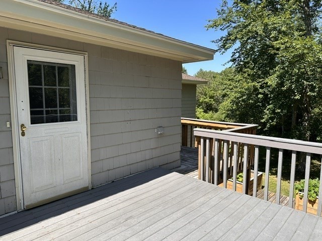 27 Lantern Ln Property Photo 14