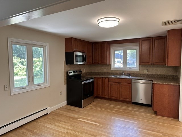 27 Lantern Ln Property Photo 16