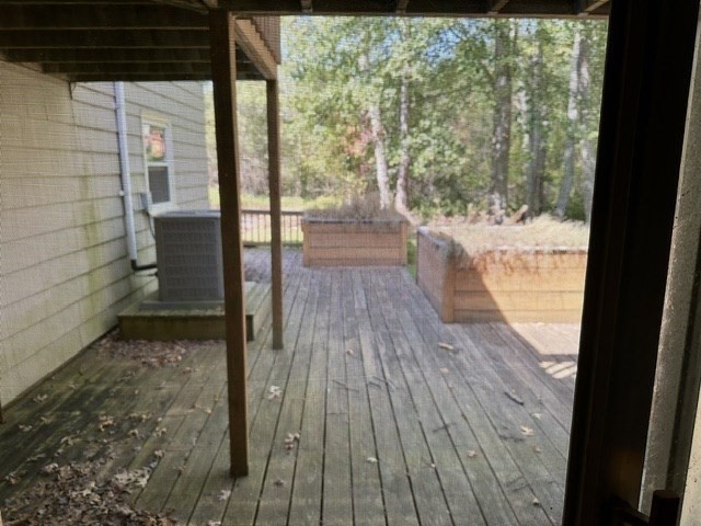 27 Lantern Ln Property Photo 28