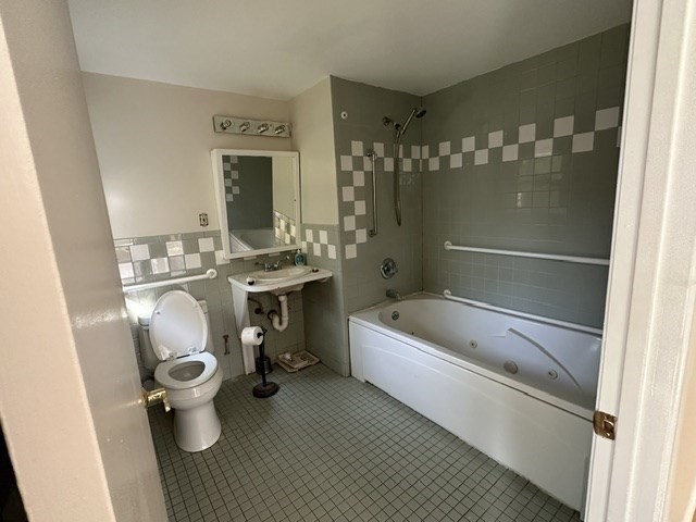 27 Lantern Ln Property Photo 31