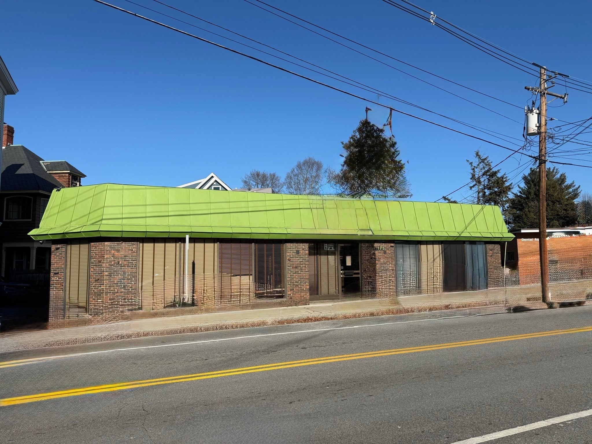 173 Pine St Property Photo 1