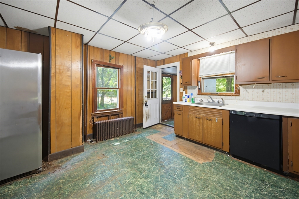 507 Taunton Ave Property Photo 14