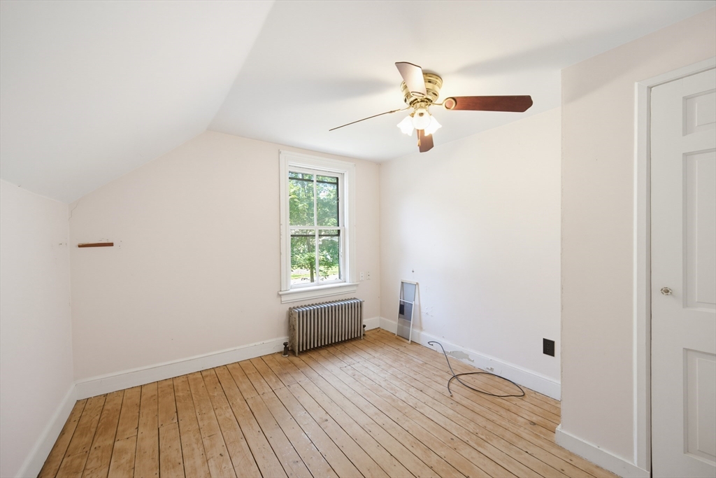 507 Taunton Ave Property Photo 37