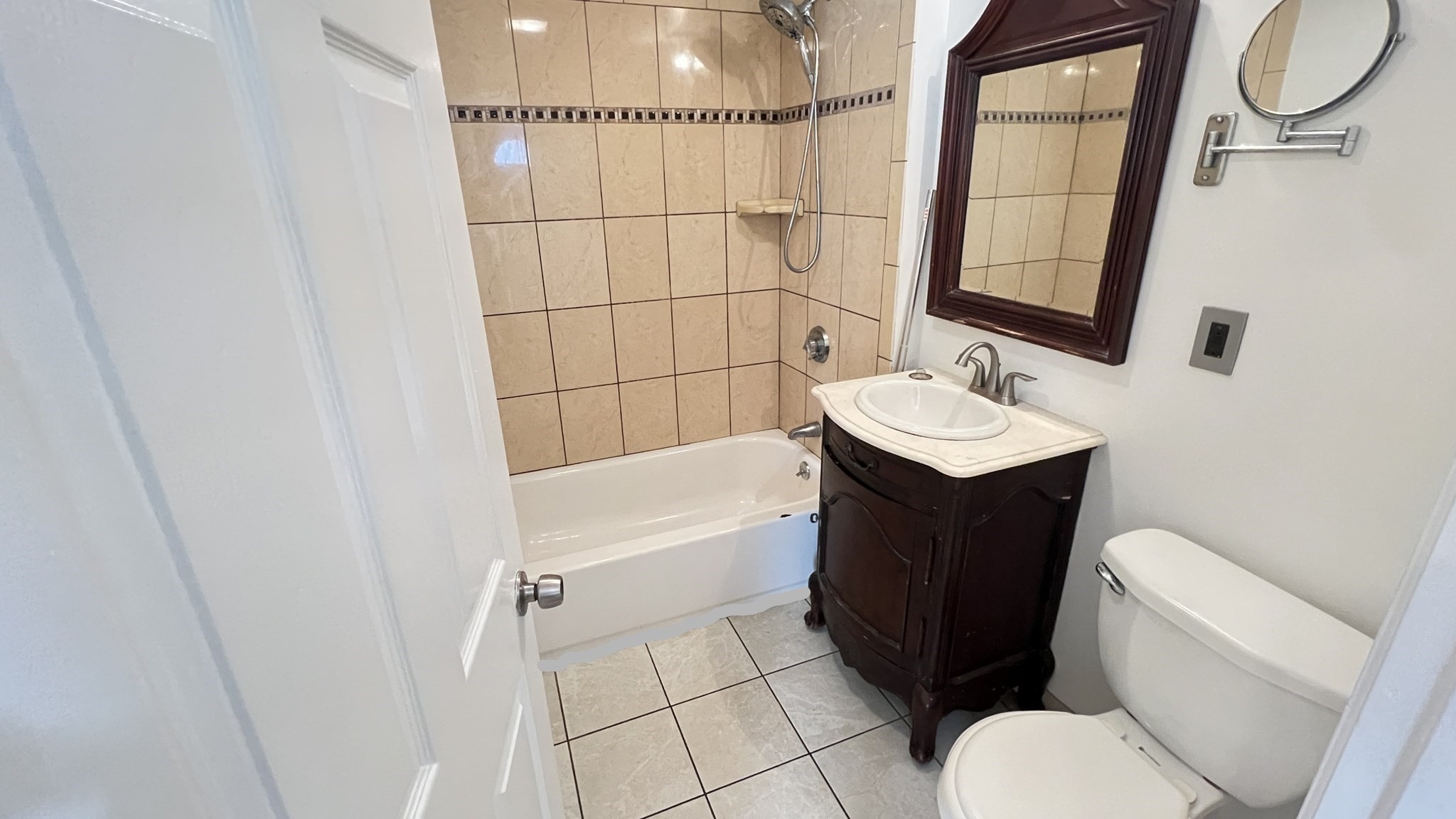 254 Broadway # 254 Property Photo 7