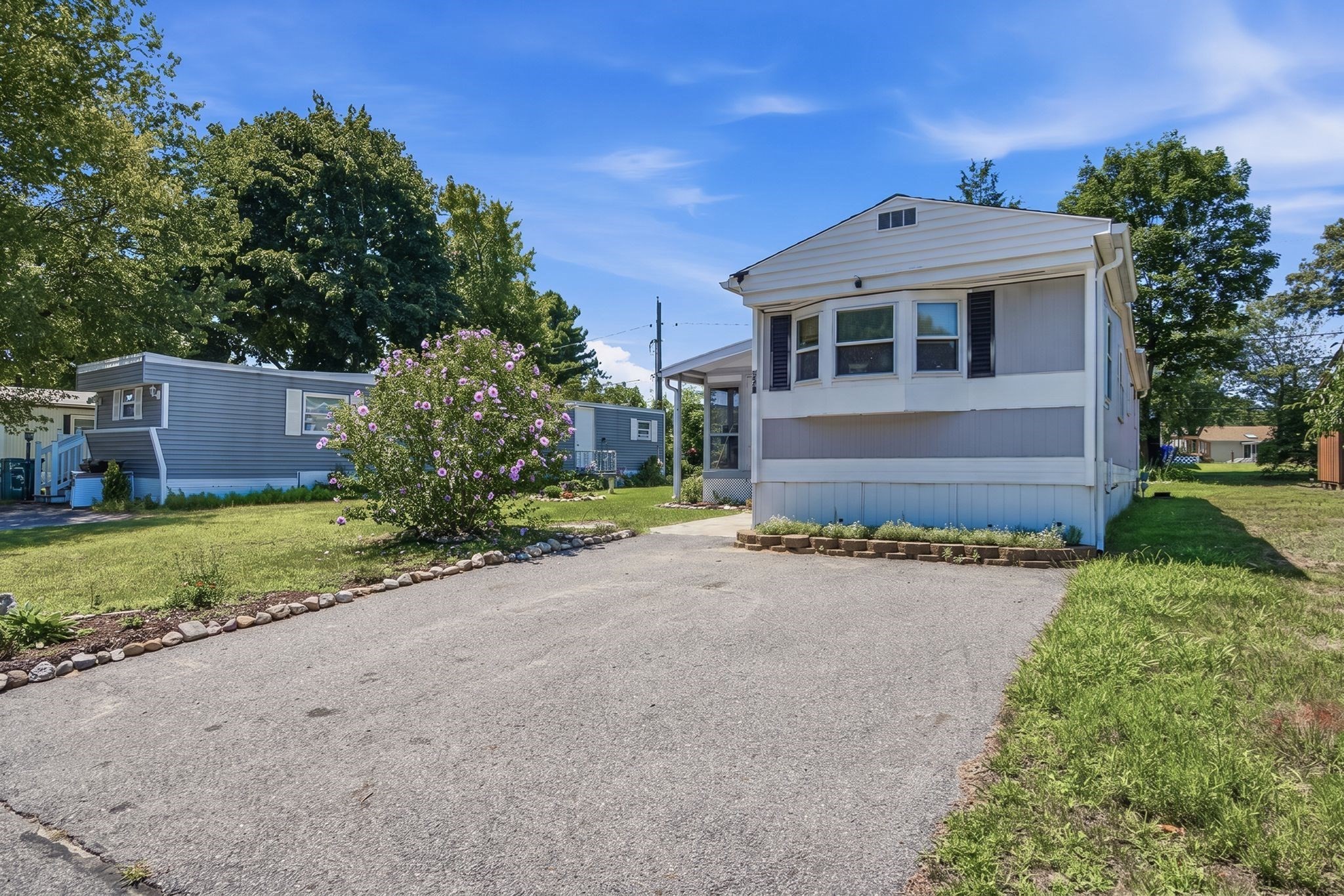 124 Mayflower Avenue Property Photo 22