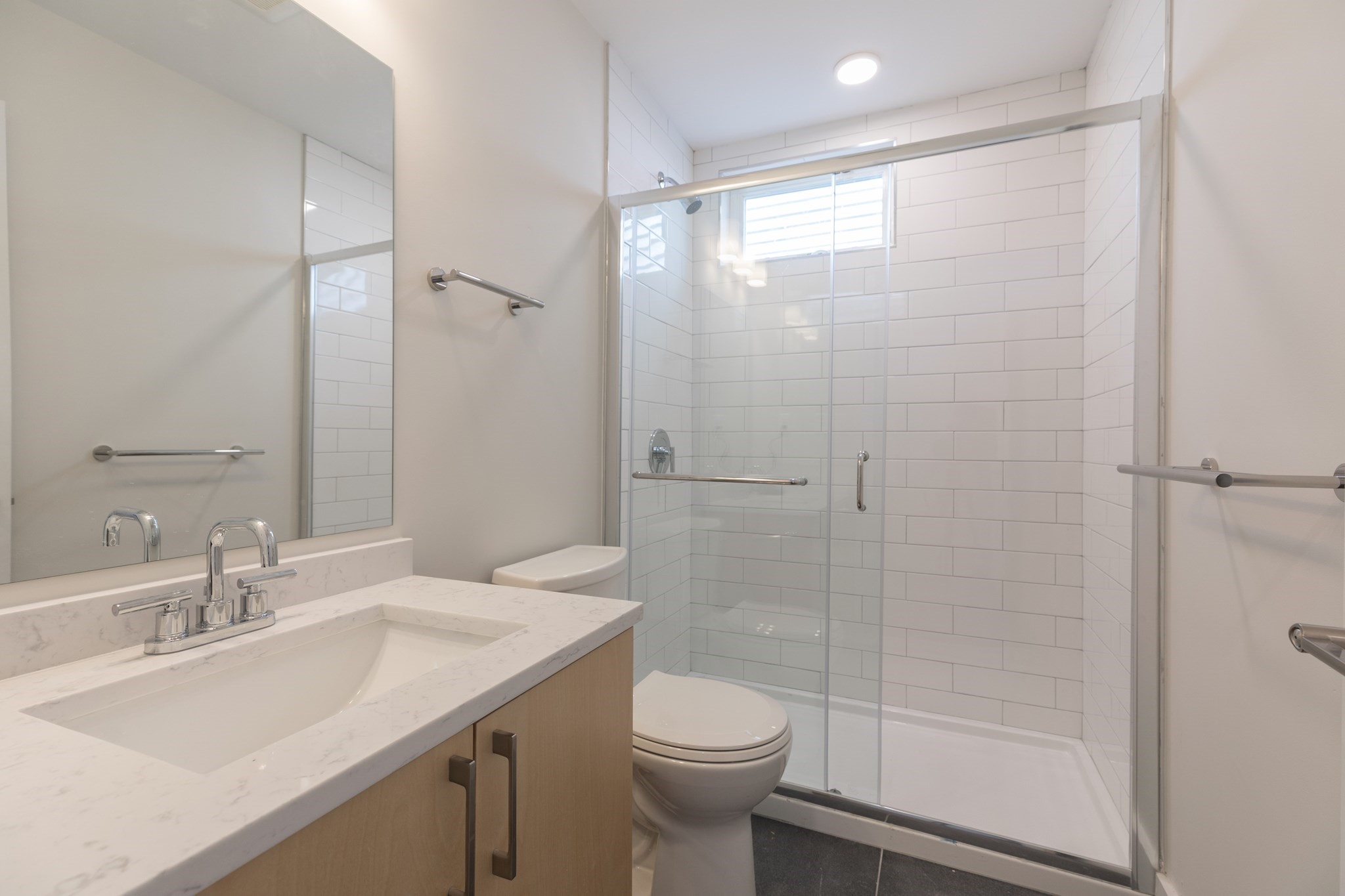 843 Columbia # 3 Property Photo 6