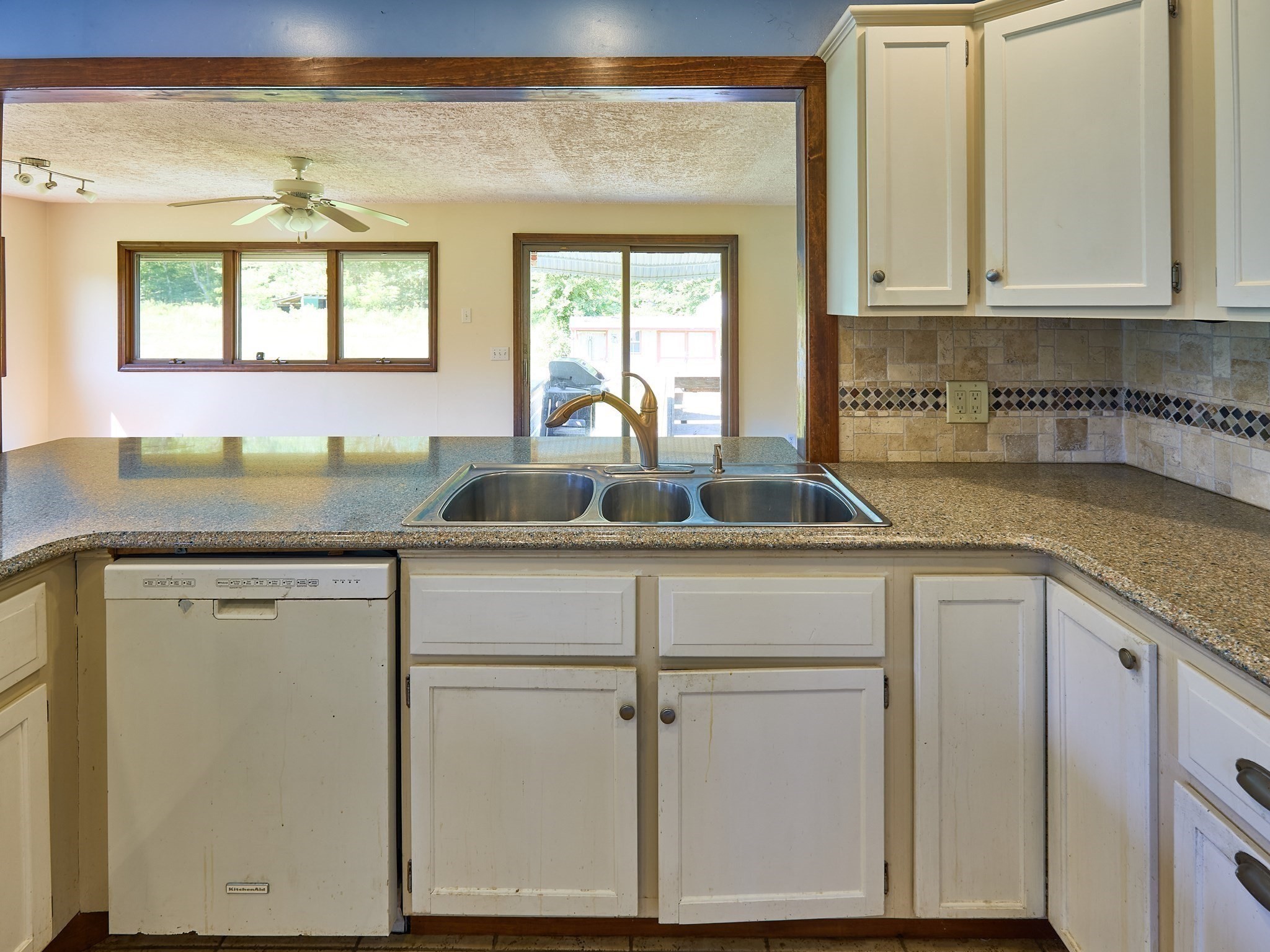 554 Sharps Lot Road Property Photo 10