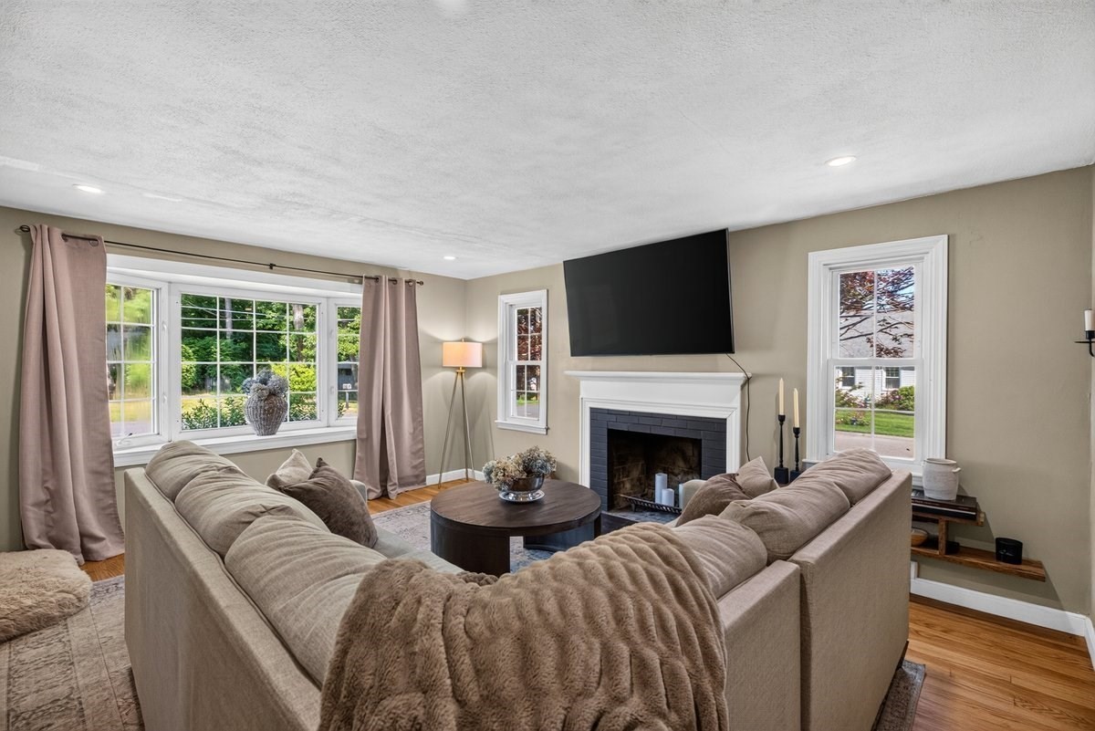 20 Westernview Cir Property Photo 7
