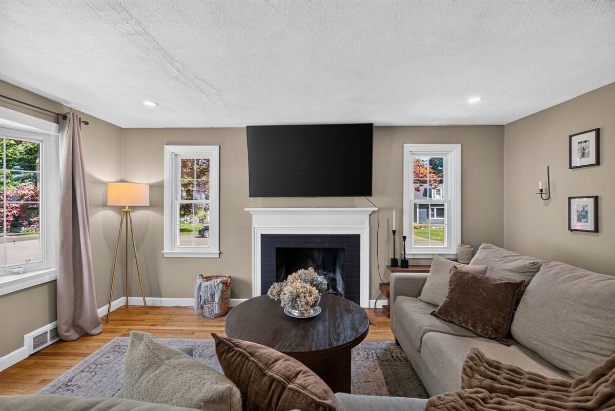 20 Westernview Cir Property Photo 8