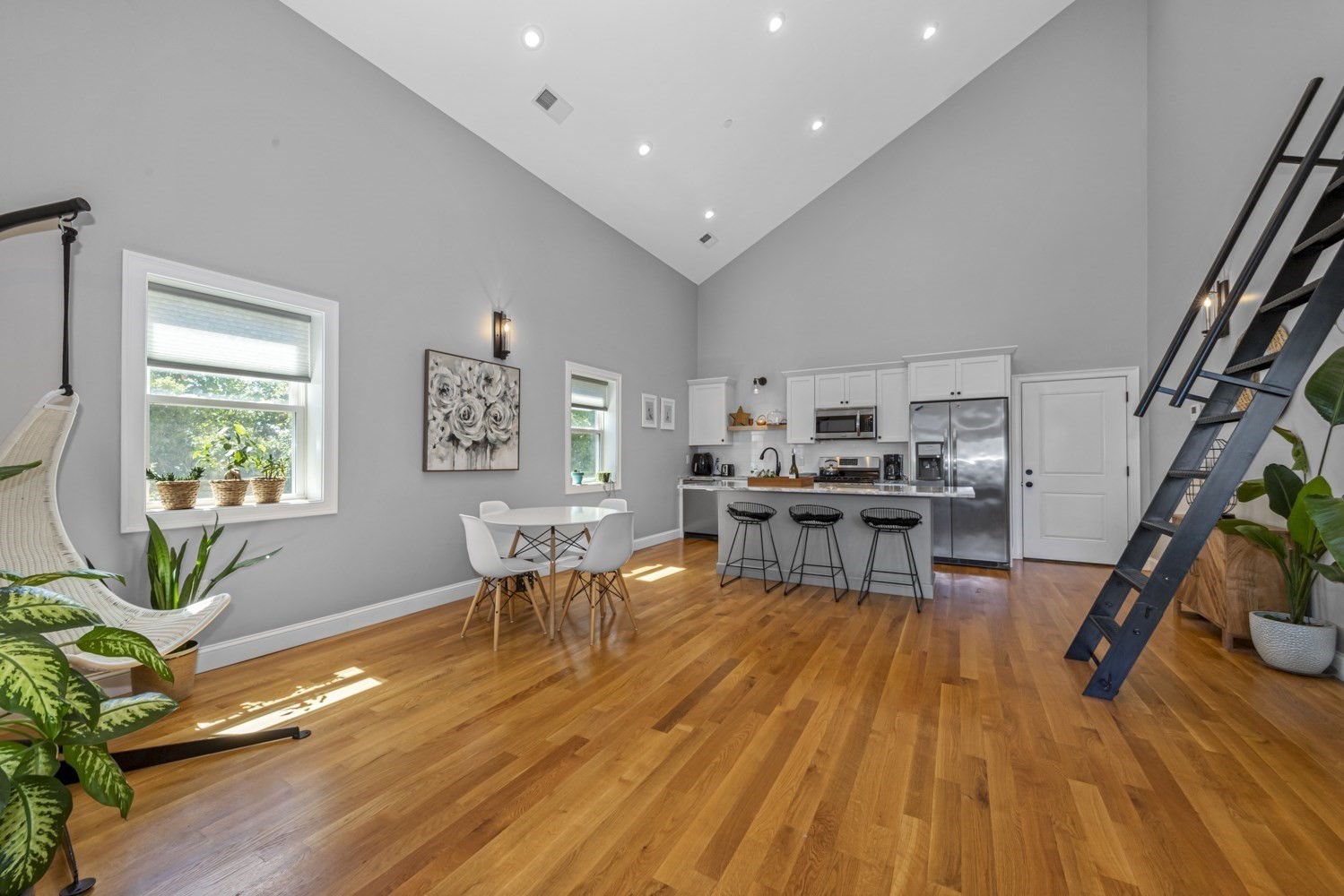 60 Hermon Street # 3 Property Photo 1