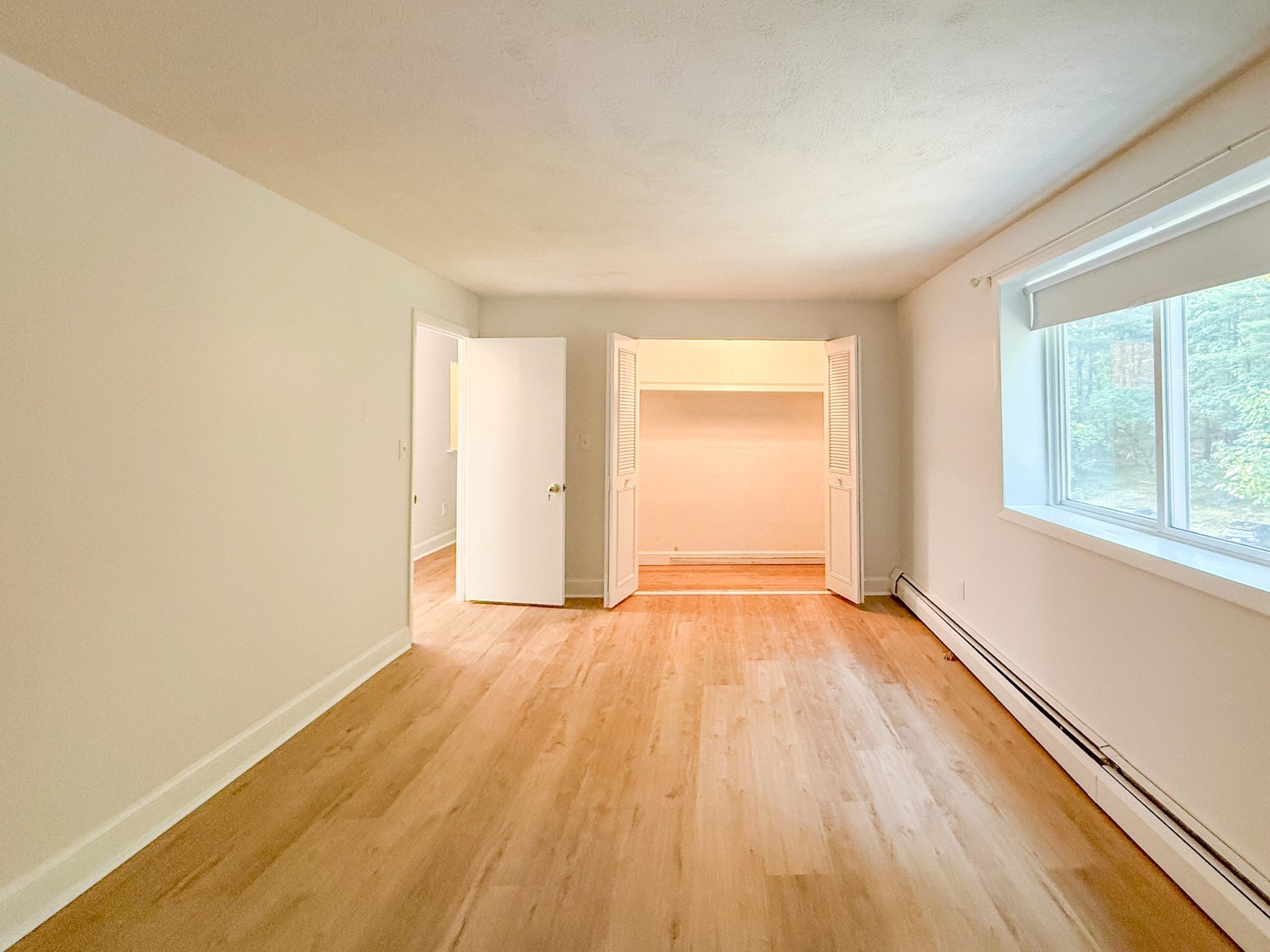 599 Old West Central St # D11 Property Photo 23