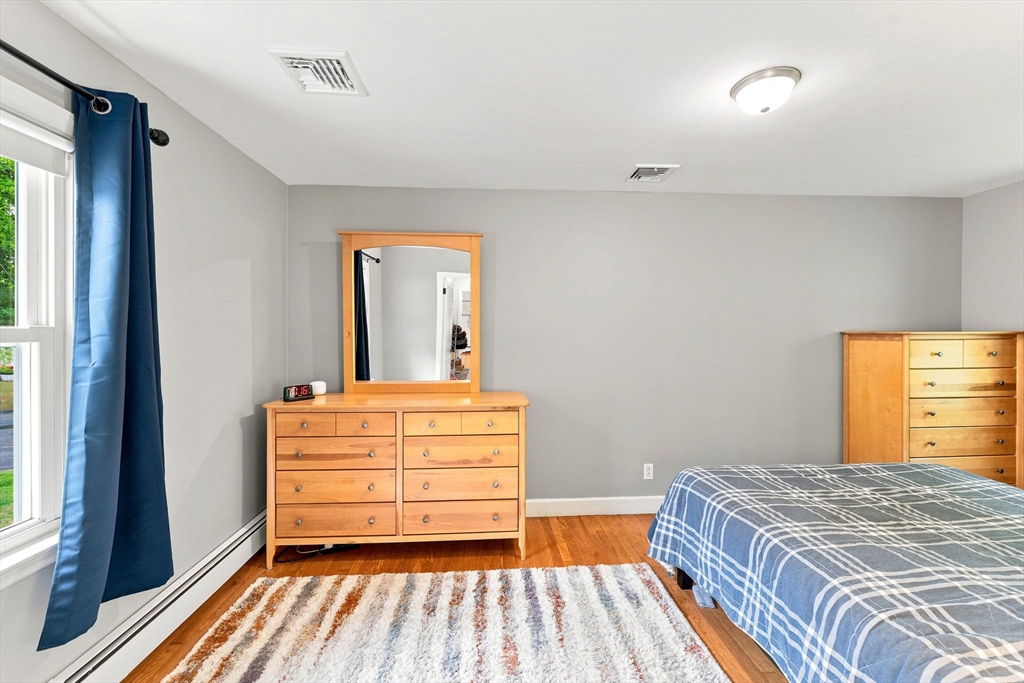 71 School St Property Photo 18
