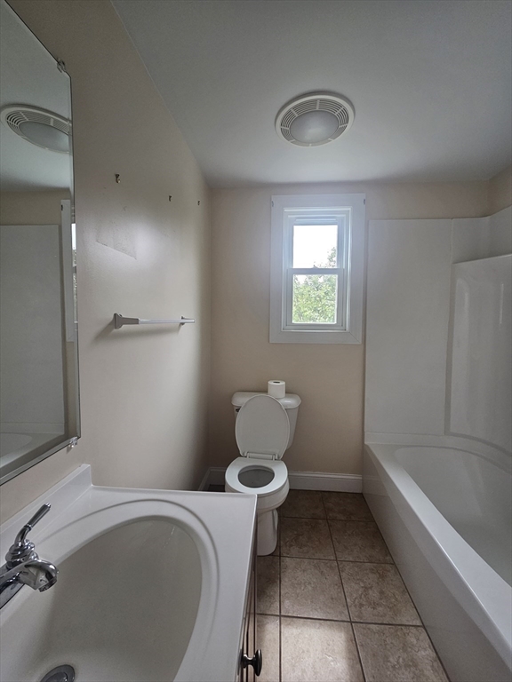 72 Huard St Property Photo 11