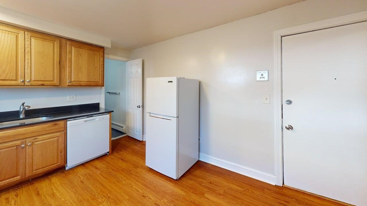 2 Granite St # 2 Property Photo 2