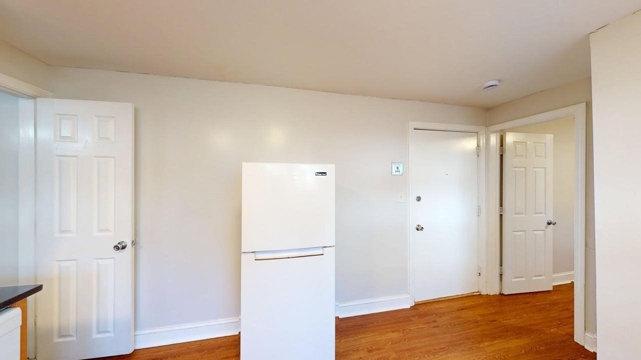 2 Granite St # 2 Property Photo 3