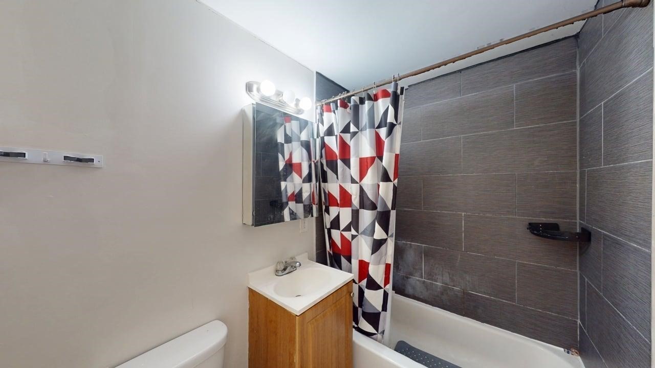 2 Granite St # 2 Property Photo 7