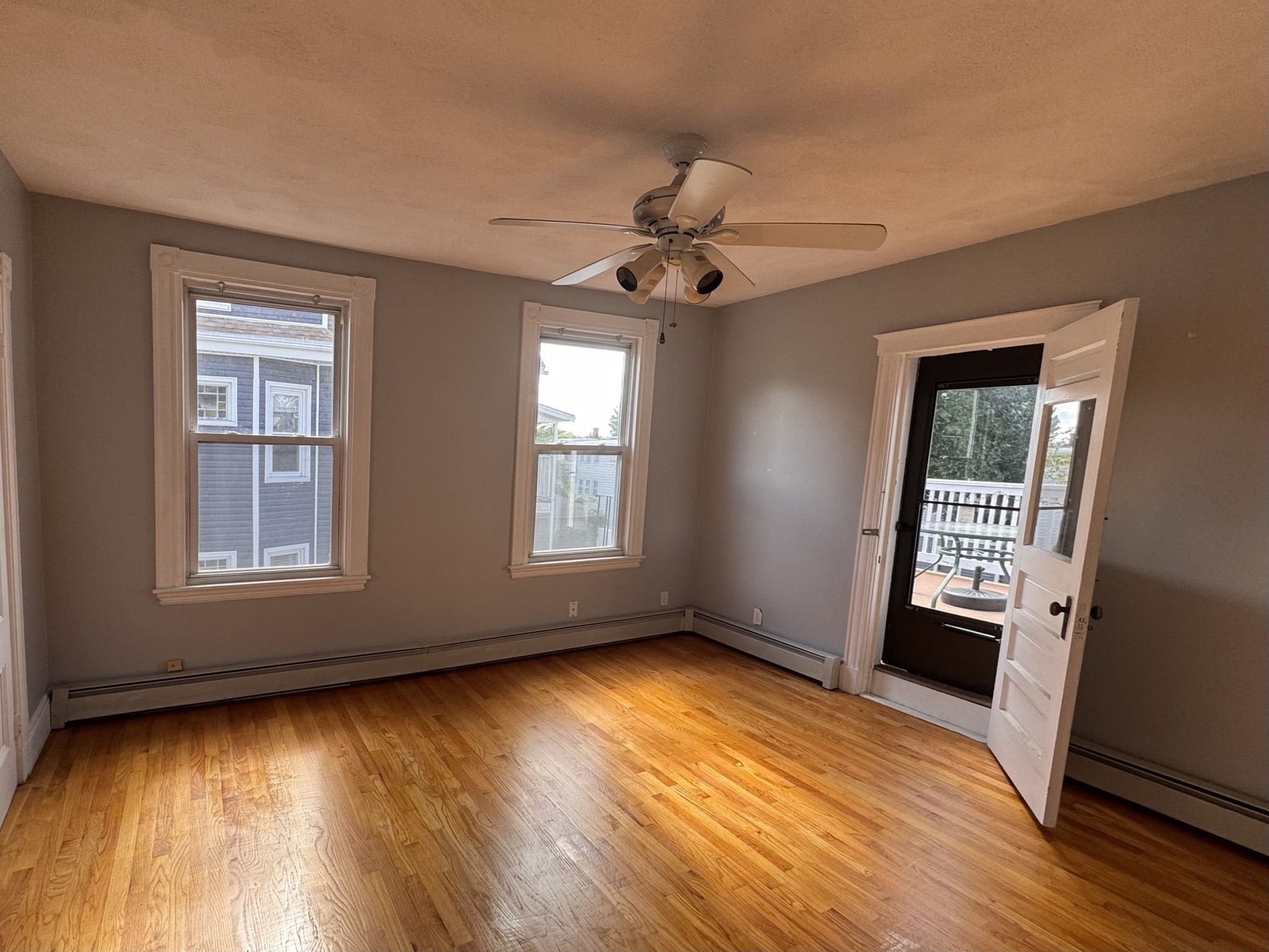 17 Farragut Avenue # 2 Property Photo 3