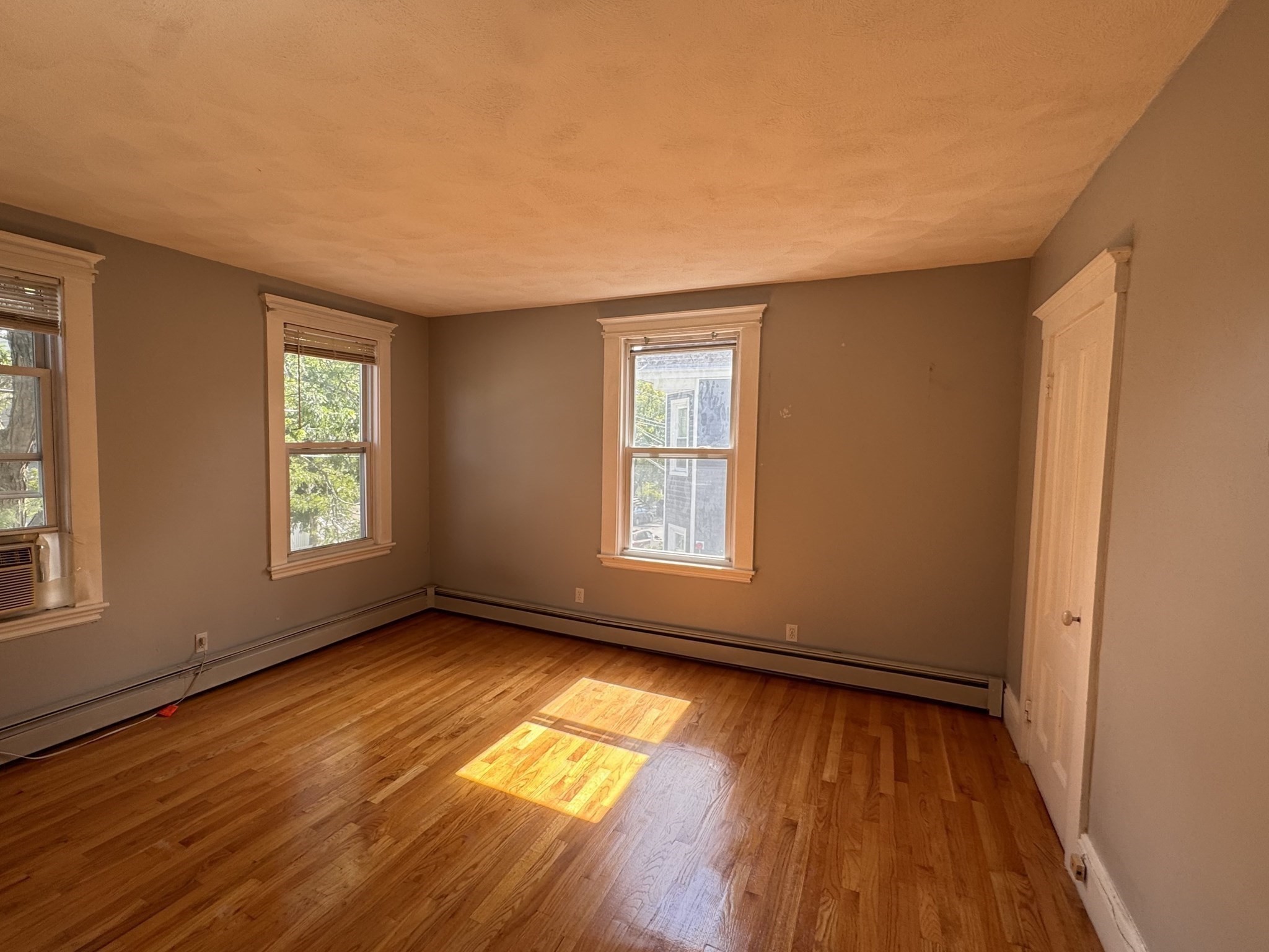 17 Farragut Avenue # 2 Property Photo 4