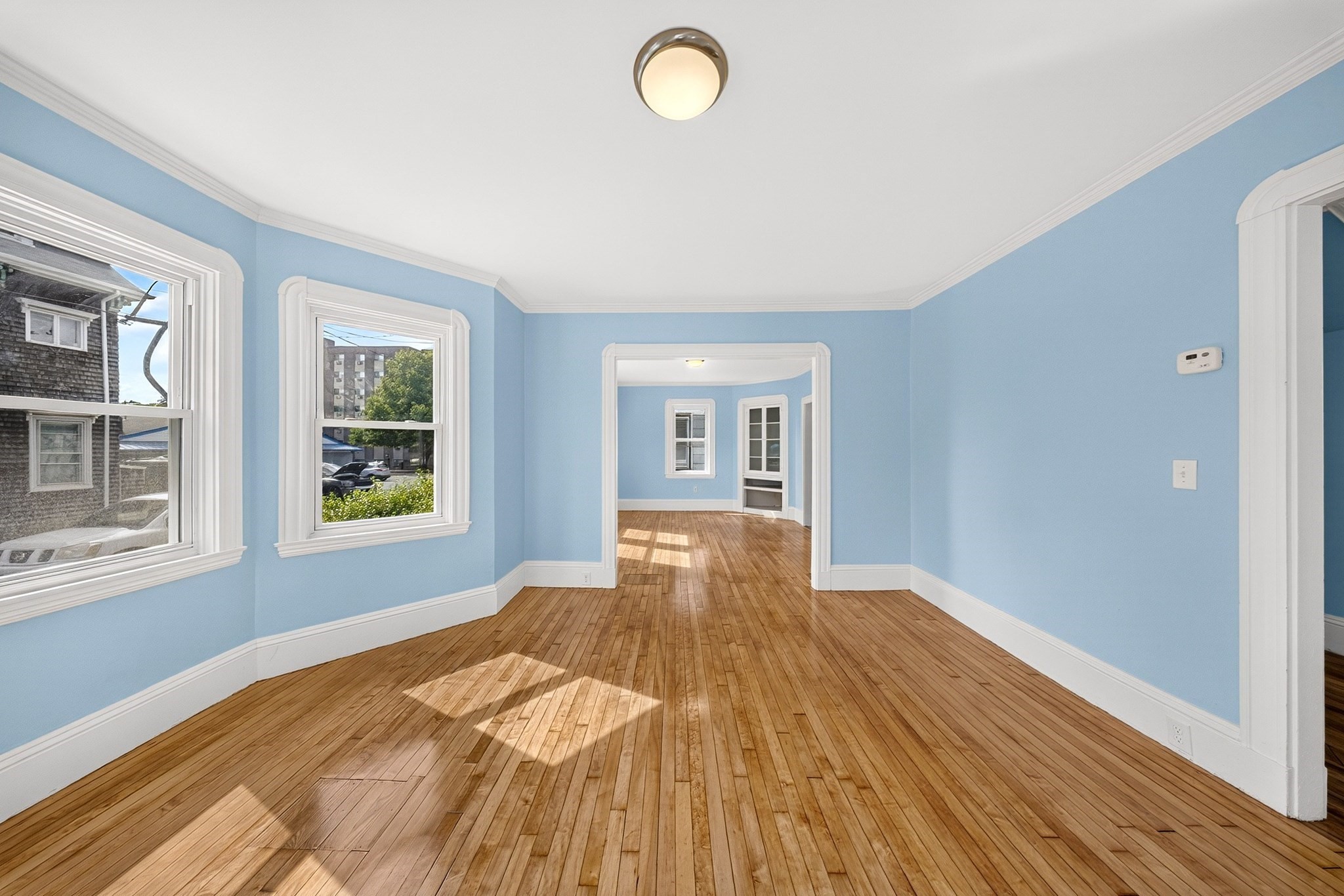 124 Mill St Property Photo 3