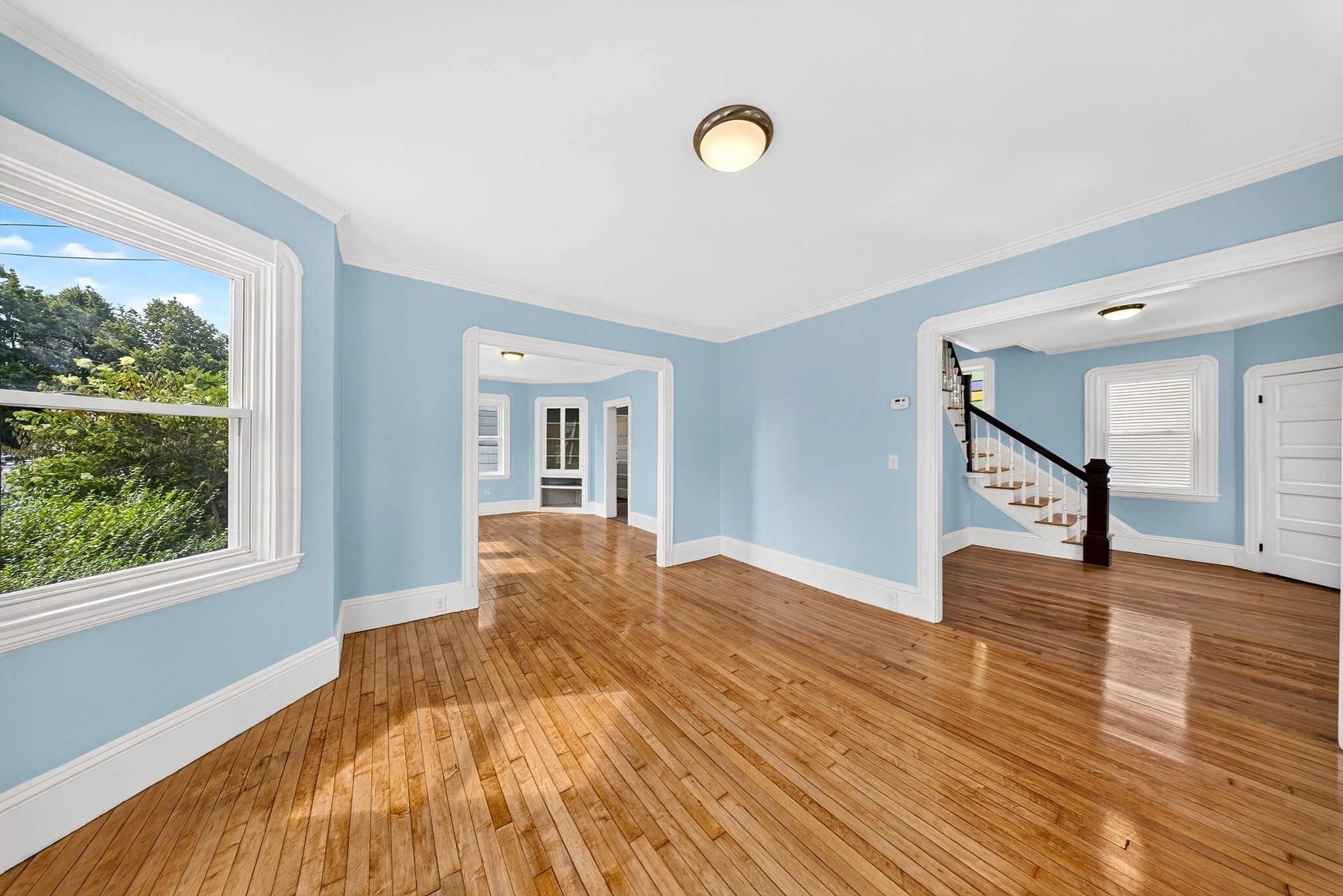 124 Mill St Property Photo 4