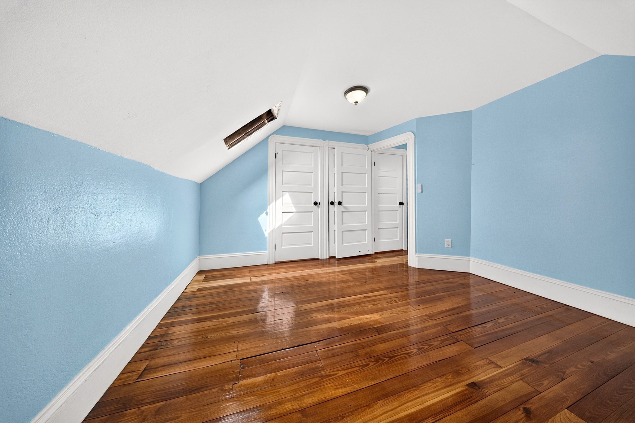 124 Mill St Property Photo 33