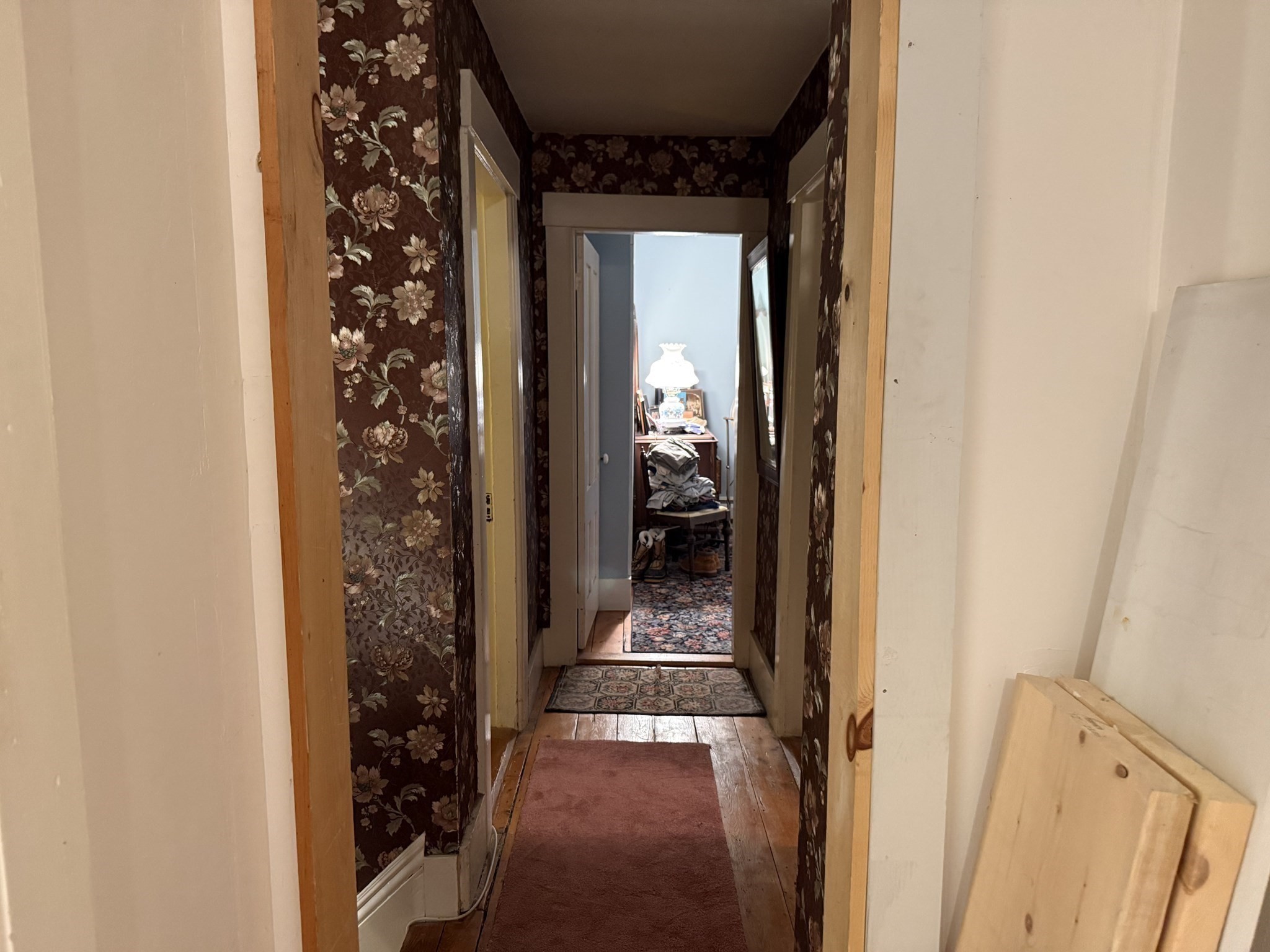 8 Hawes St Property Photo 10