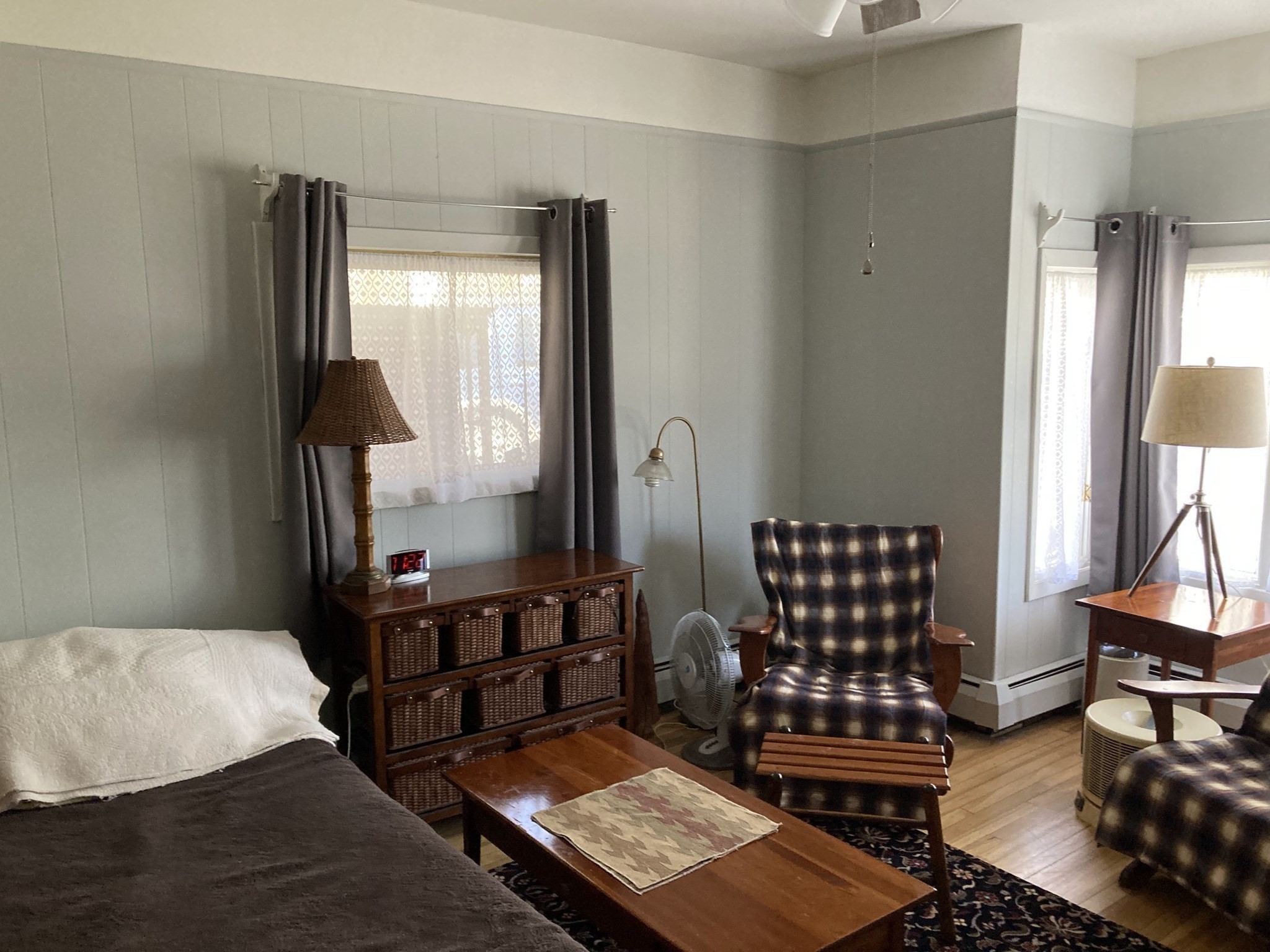 8 Hawes St Property Photo 22