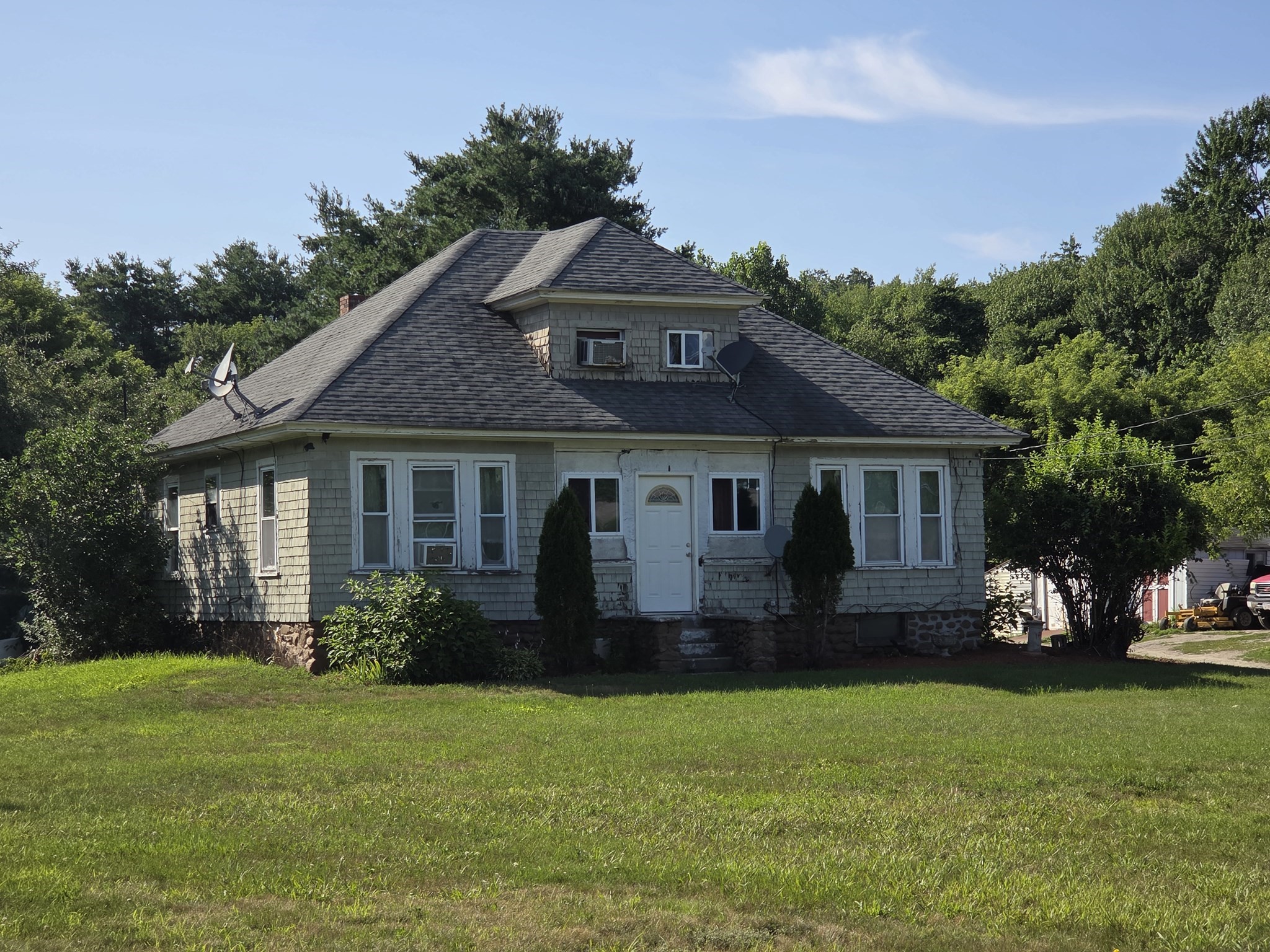 273 River Road Property Photo 1