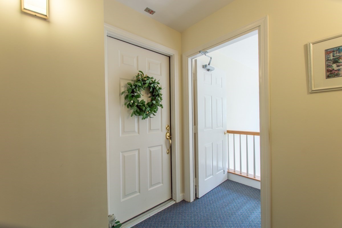 409 Old Country # 409 Property Photo 19