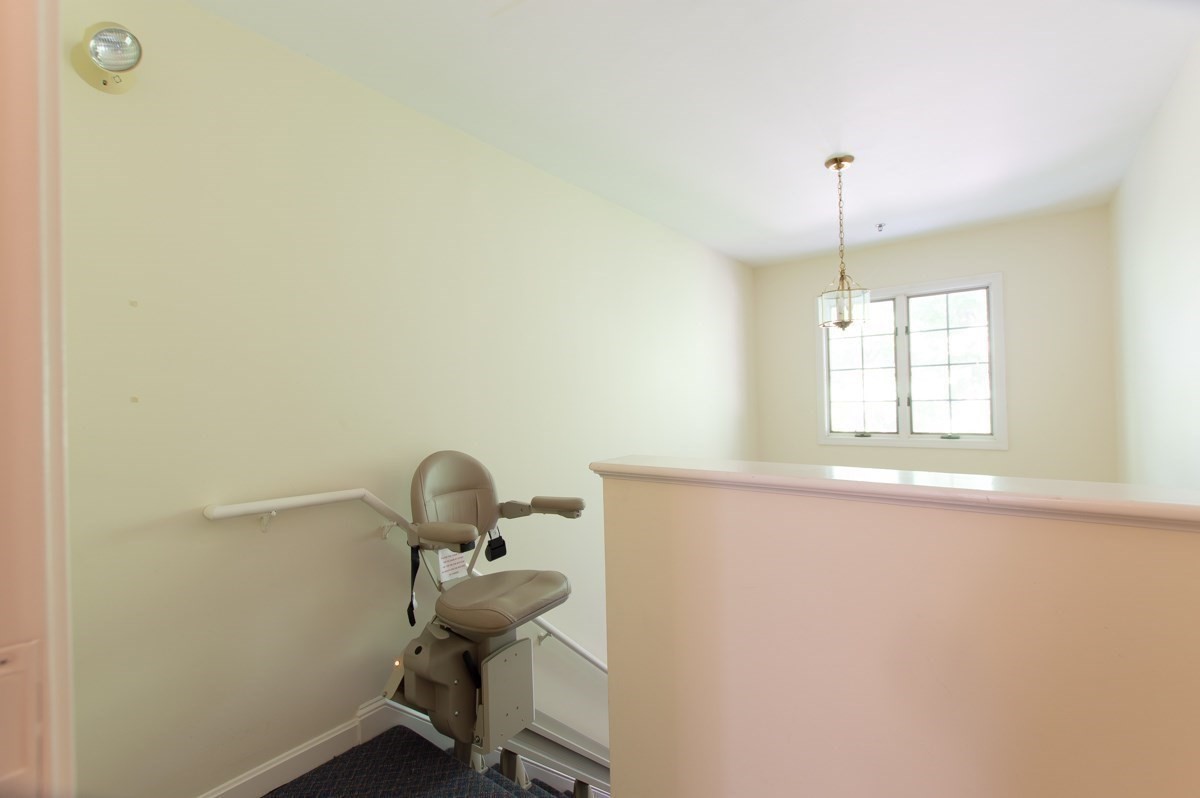 409 Old Country # 409 Property Photo 20