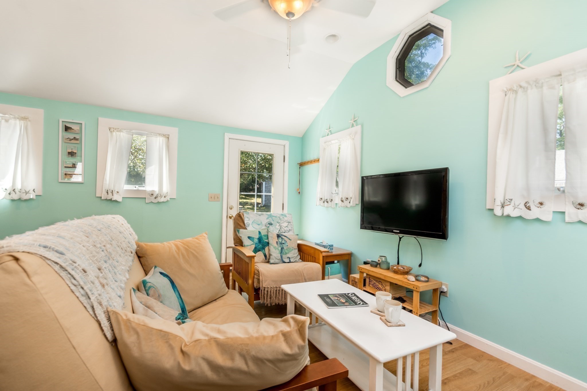 319 S Orleans Rd # 2 Property Photo 11