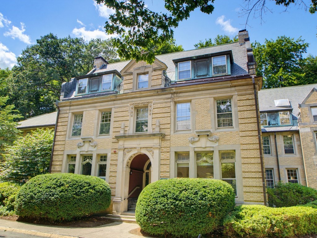 65 Glen Rd # H4 Property Photo 1