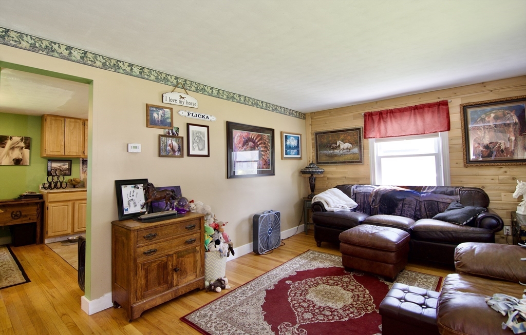 37 Philip St Property Photo 12