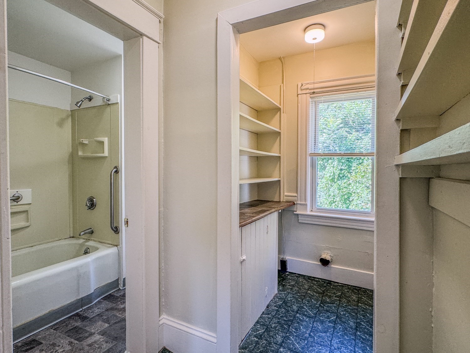 344 Conway Street Property Photo 22