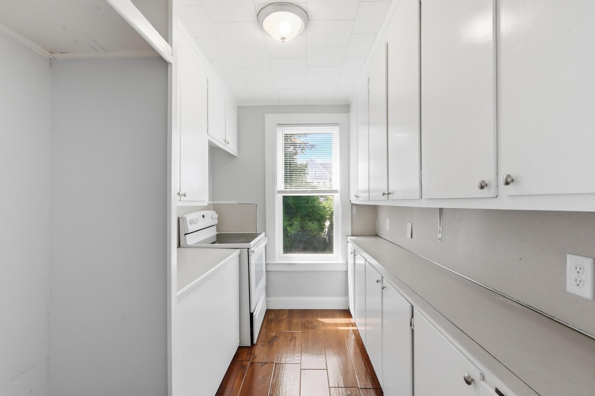 88 Weston St # 1 Property Photo 17